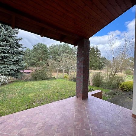Duzy I Elegancki Dom W Jeziornej Villa Jodlow  Exterior photo