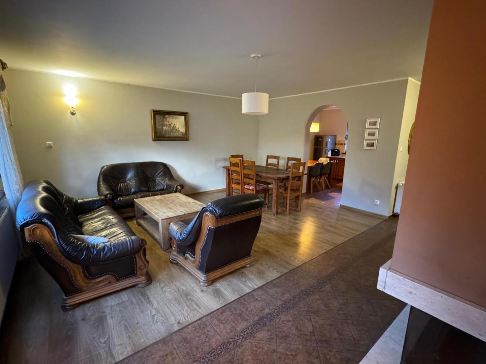 Duzy I Elegancki Dom W Jeziornej Villa Jodlow  Exterior photo